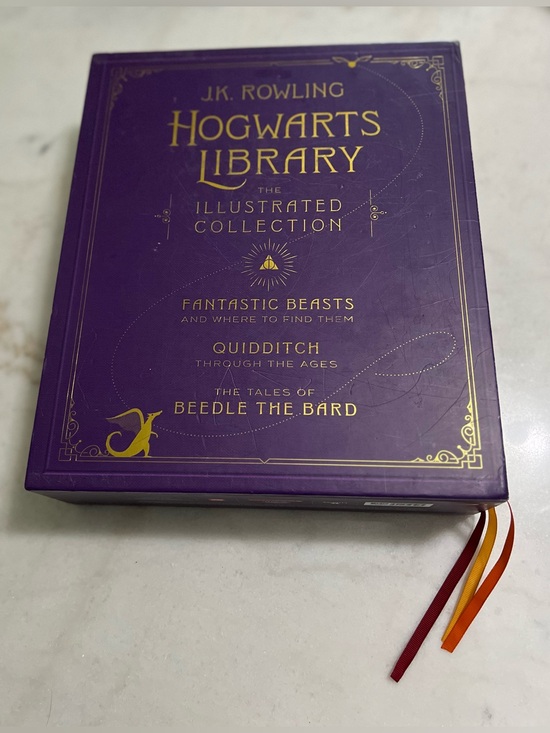 Other - Hogwarts Library: The Illustrated Collection (Harry Potter) - Hard Cover Set